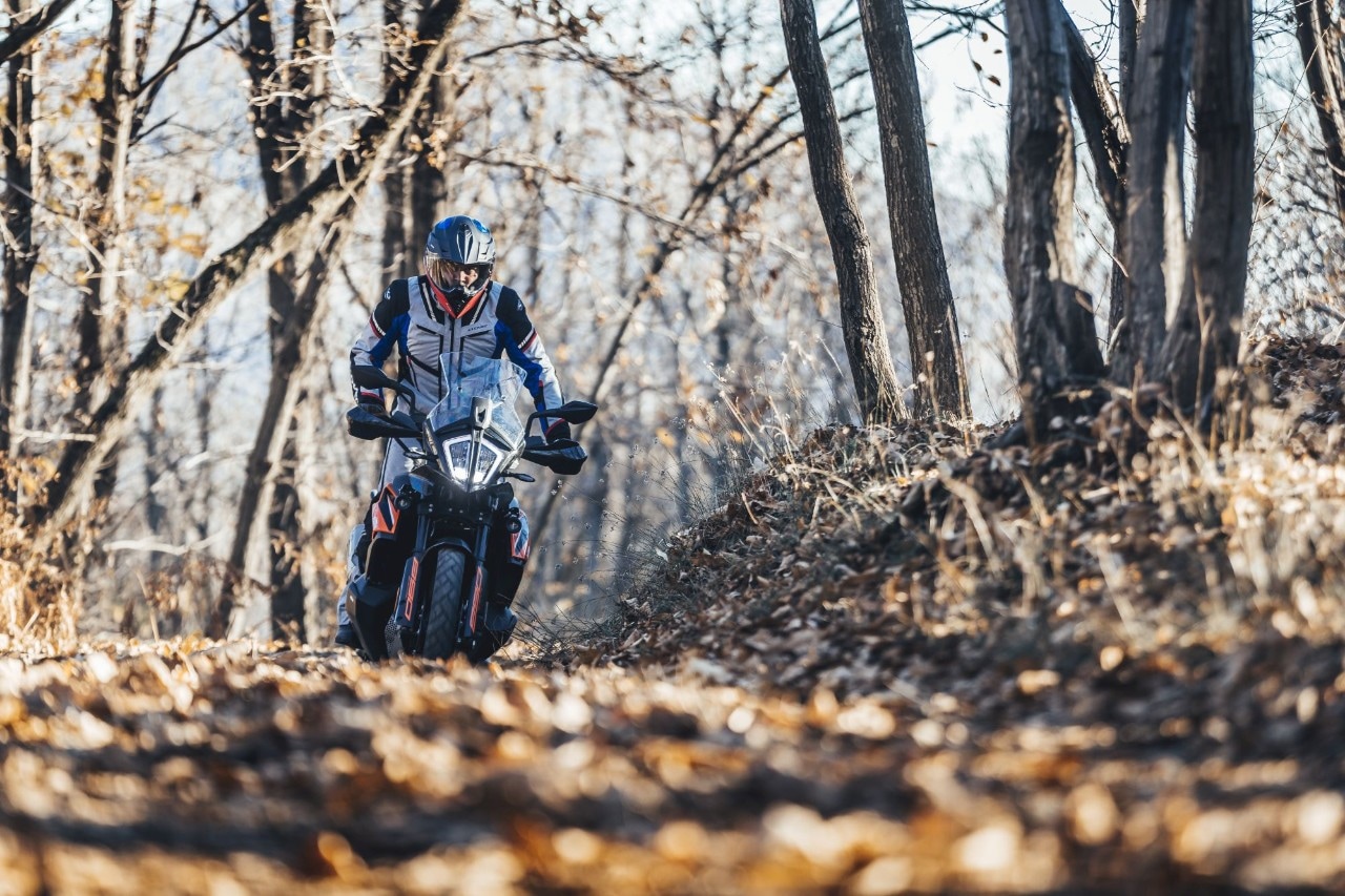 KTM 890 Adventure: crossover senza limiti